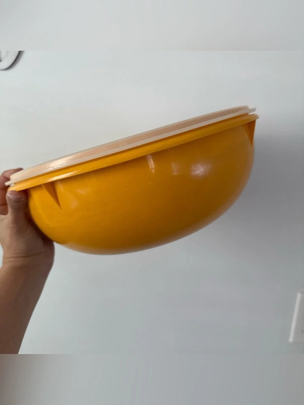 Vintage set 2 Tupperware Plastic Storage Bowls With Lids Yellow 12” 9” Nesting